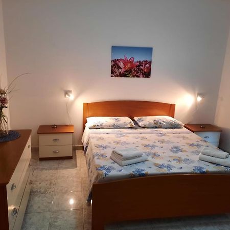 Ai Monachelli Bed & Breakfast Bolognetta Bagian luar foto